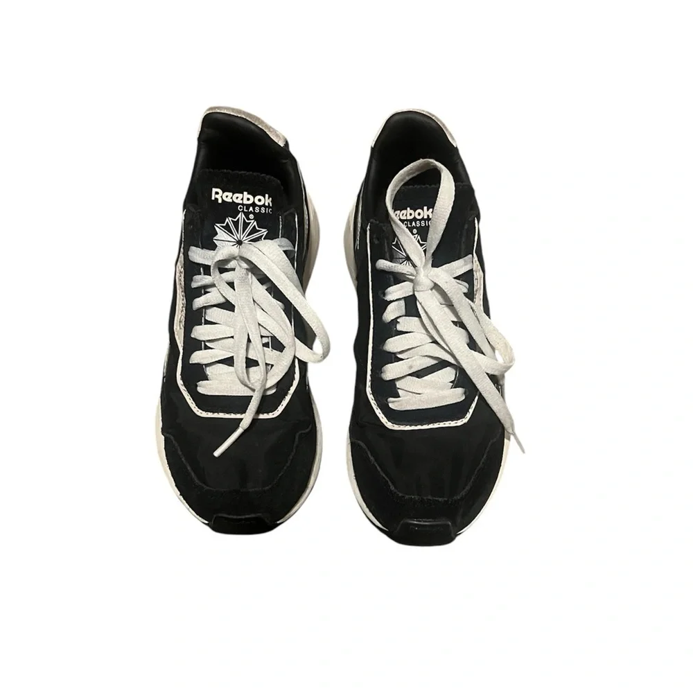 Black Reebok’s - Picture 2 of 3